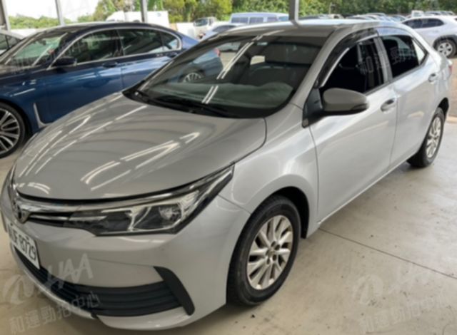 TOYOTA豐田 ALTIS  第1張相片