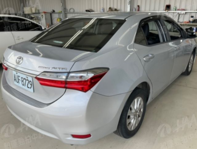 TOYOTA豐田 ALTIS  第2張相片