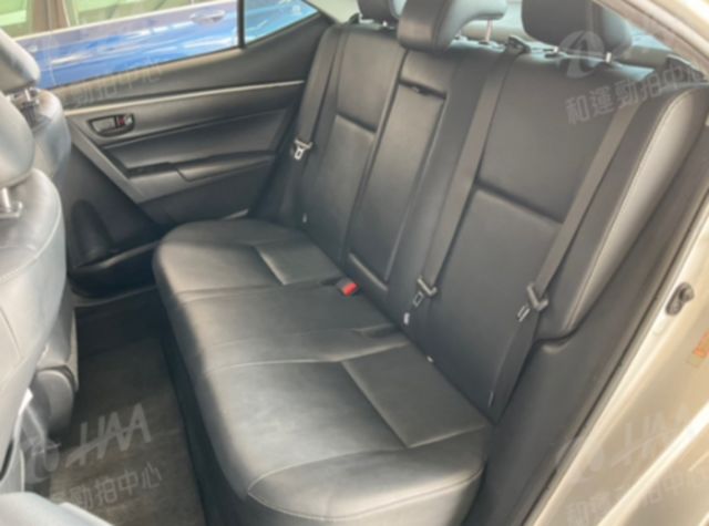 TOYOTA豐田 ALTIS  第4張相片