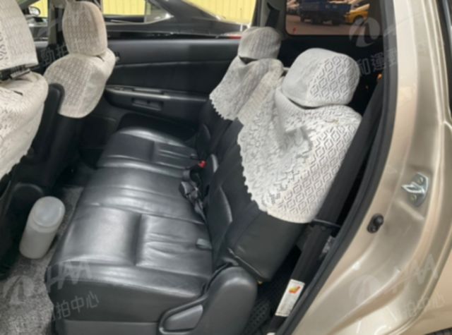 TOYOTA豐田 WISH  第4張相片