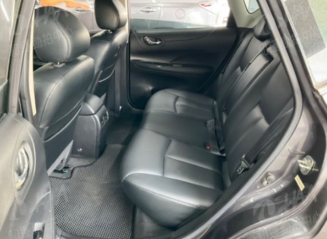 NISSAN日產 TIIDA  第5張相片