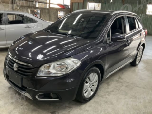 SUZUKI鈴木 SX4  第1張相片