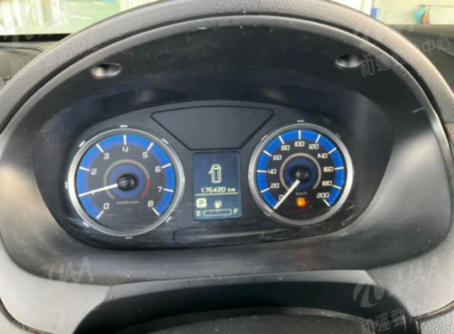 MITSUBISHI三菱 ZINGER  第6張相片