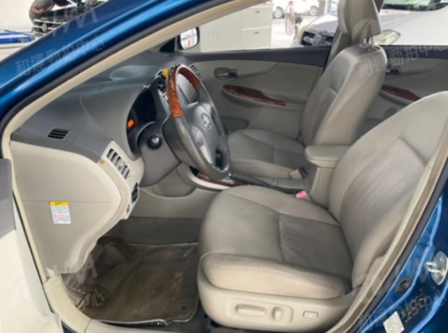 TOYOTA豐田 ALTIS  第4張相片