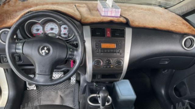 MITSUBISHI三菱 COLT PLUS  第5張相片