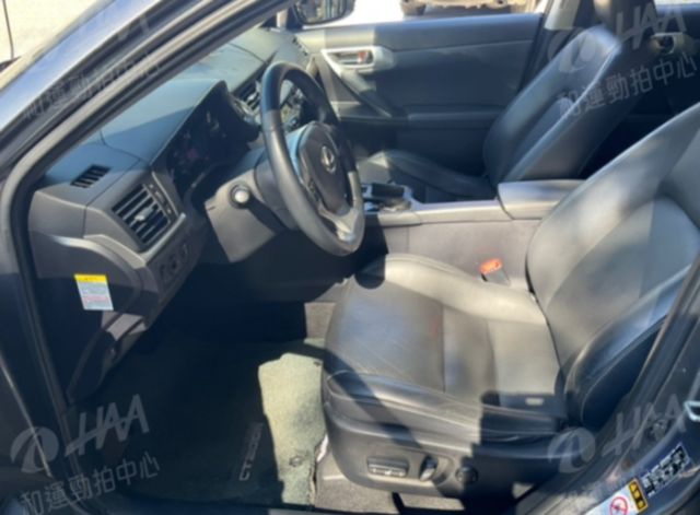 LEXUS凌志 CT200H  第3張相片