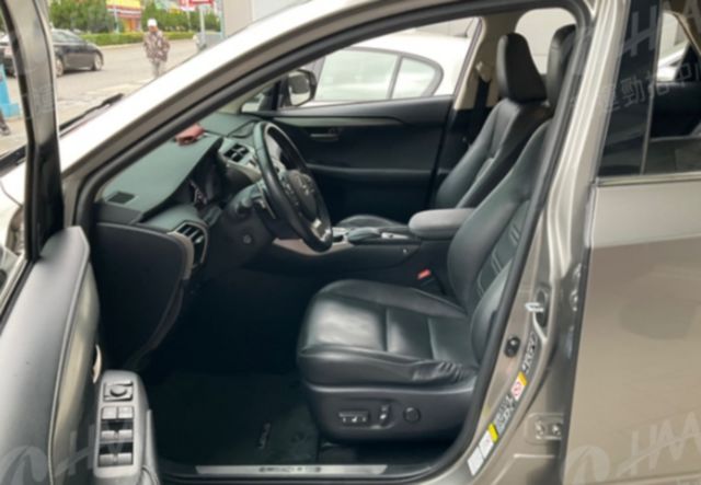 LEXUS凌志 NX200T  第3張相片