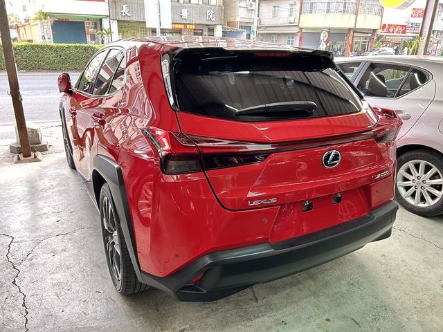 LEXUS凌志 UX200  第3張相片