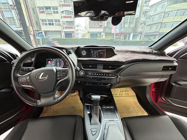 LEXUS凌志 UX200  第15張相片