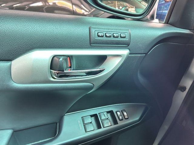 LEXUS凌志 CT200H  第25張相片