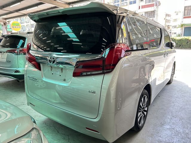 TOYOTA豐田 ALPHARD  第5張相片