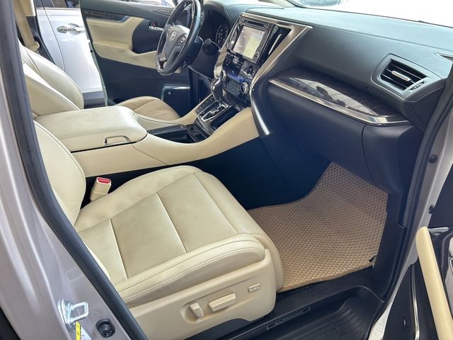TOYOTA豐田 ALPHARD  第27張相片