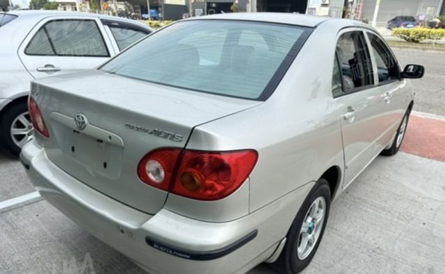 TOYOTA豐田 ALTIS  第3張相片