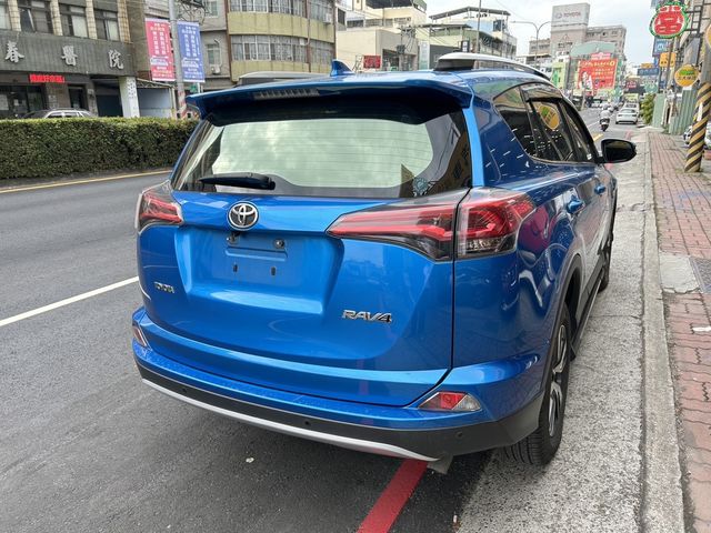 TOYOTA豐田 RAV4  第4張相片