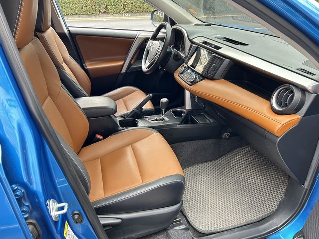 TOYOTA豐田 RAV4  第17張相片