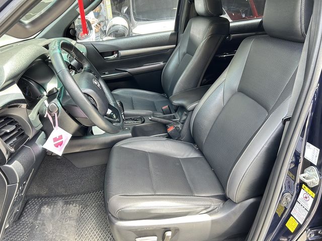 TOYOTA豐田 HILUX  第6張相片