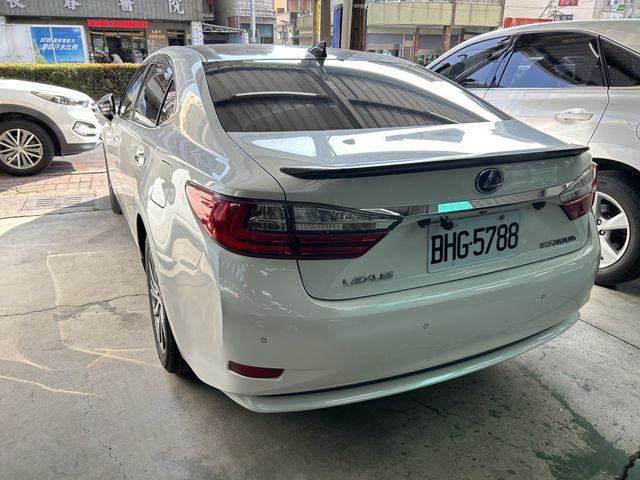 LEXUS凌志 ES300H  第3張相片