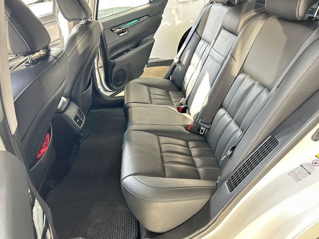 LEXUS凌志 ES300H  第8張相片