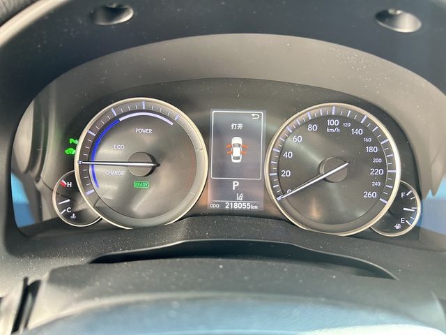 LEXUS凌志 ES300H  第11張相片