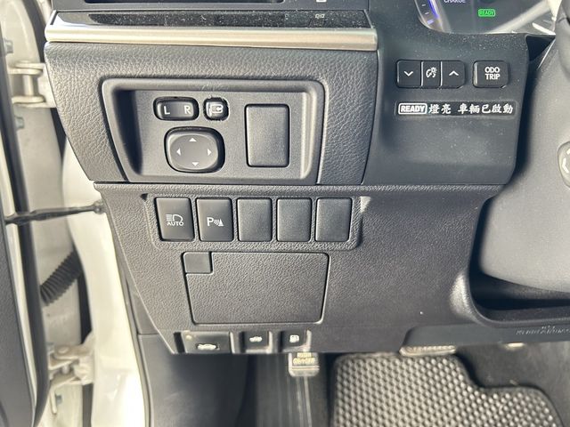 LEXUS凌志 ES300H  第14張相片