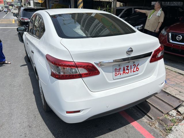 NISSAN日產 SENTRA  第3張相片