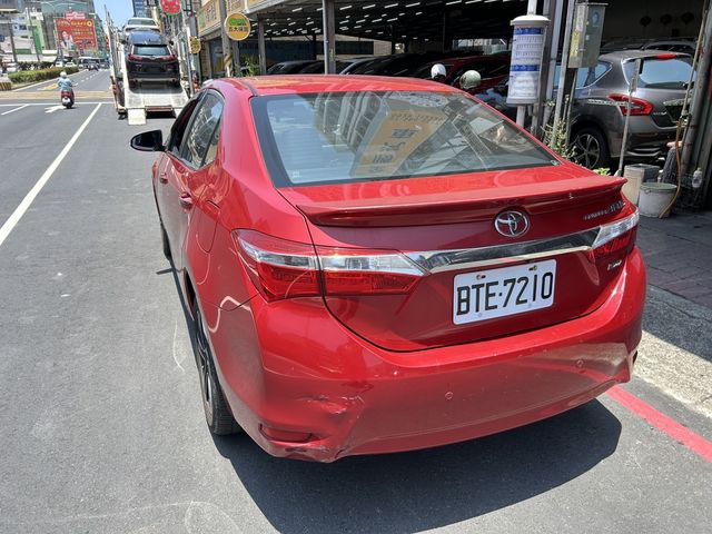 TOYOTA豐田 ALTIS  第3張相片