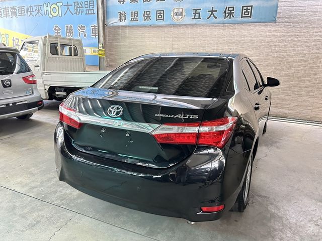 TOYOTA豐田 ALTIS  第4張相片