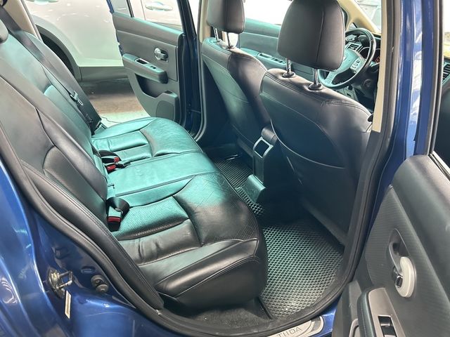 NISSAN日產 TIIDA  第17張相片