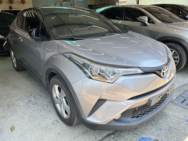 TOYOTA豐田 C-HR  第5張相片