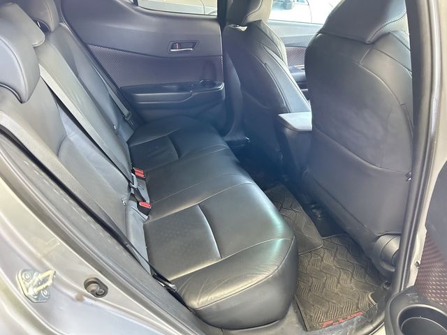 TOYOTA豐田 C-HR  第13張相片