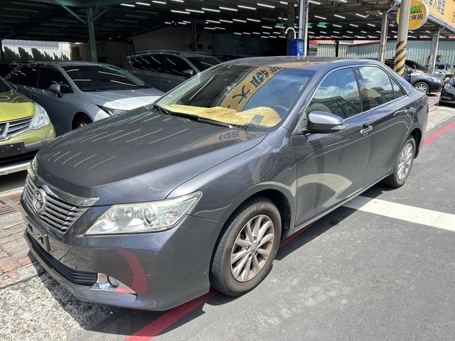 TOYOTA豐田 CAMRY  第2張相片