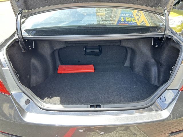 TOYOTA豐田 CAMRY  第15張相片