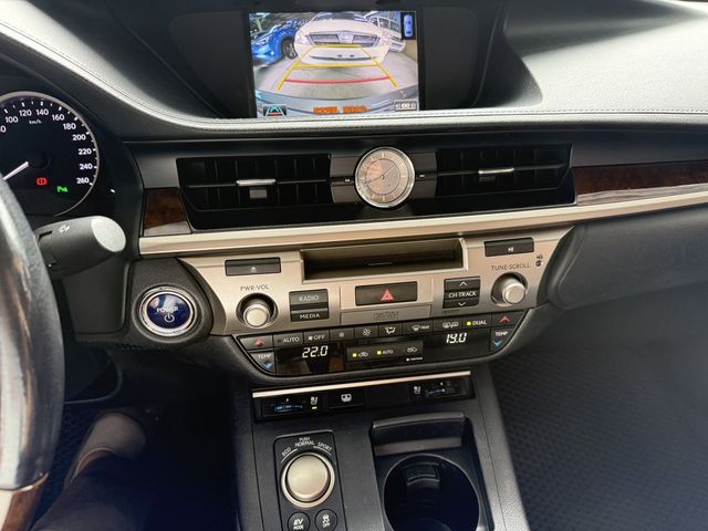 LEXUS凌志 ES200  第9張相片