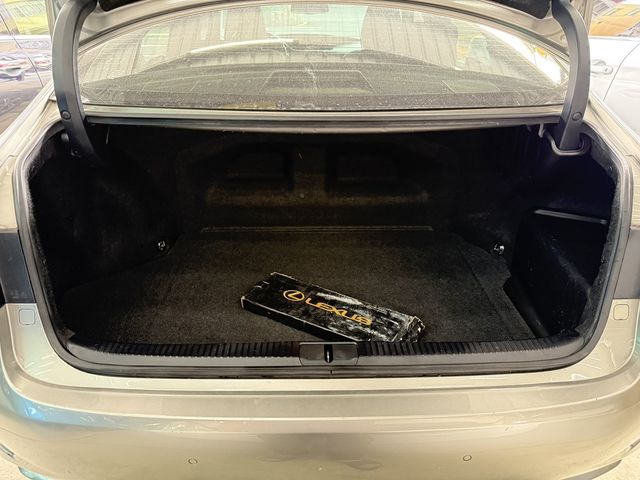 LEXUS凌志 ES200  第11張相片