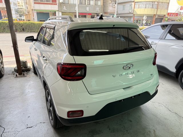 HYUNDAI現代 VENUE  第3張相片