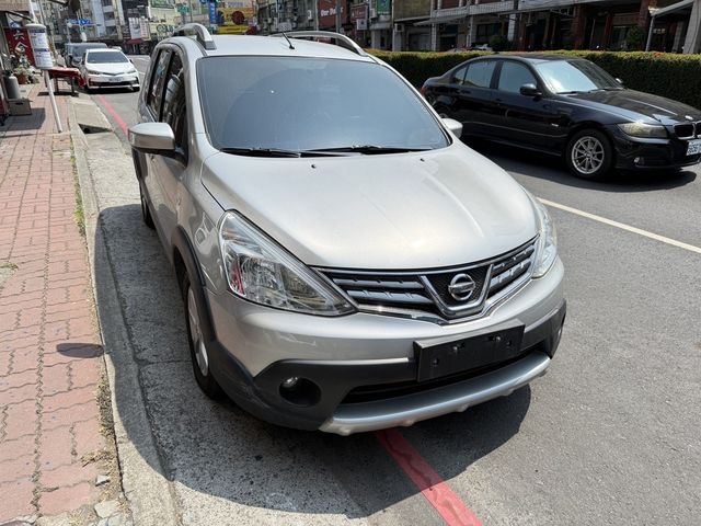 NISSAN日產 LIVINA  第4張相片
