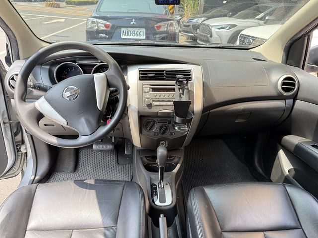 NISSAN日產 LIVINA  第7張相片