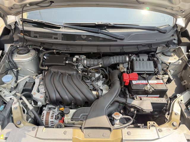 NISSAN日產 LIVINA  第15張相片