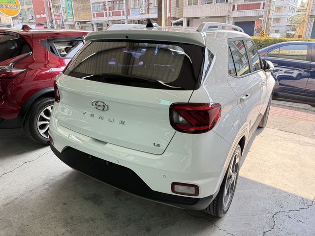 HYUNDAI現代 VENUE  第4張相片