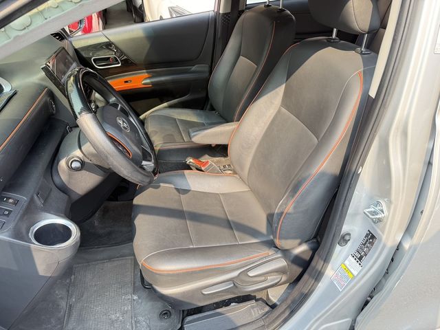 TOYOTA豐田 SIENTA  第7張相片