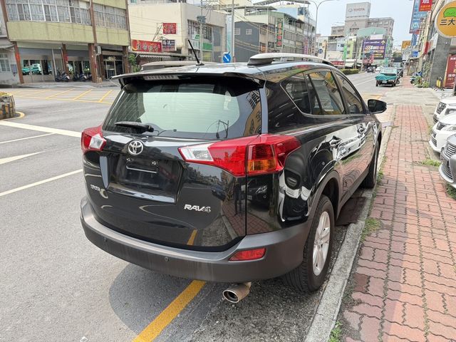 TOYOTA豐田 RAV4  第4張相片