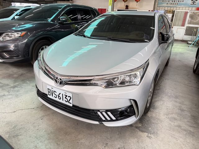 TOYOTA豐田 ALTIS  第1張相片