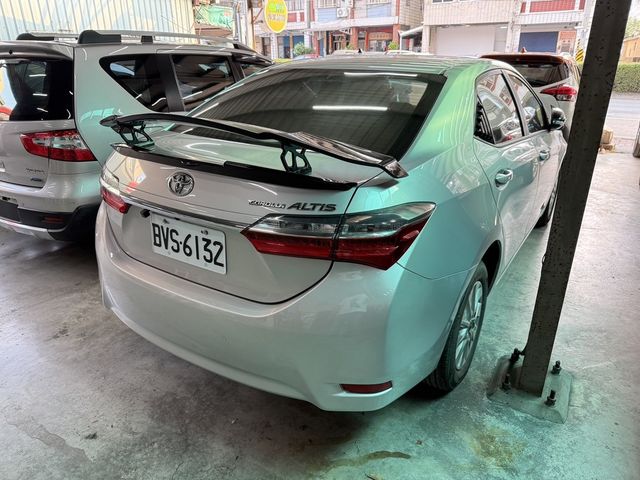 TOYOTA豐田 ALTIS  第4張相片