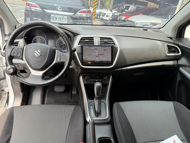 SUZUKI鈴木 SX4  第9張相片