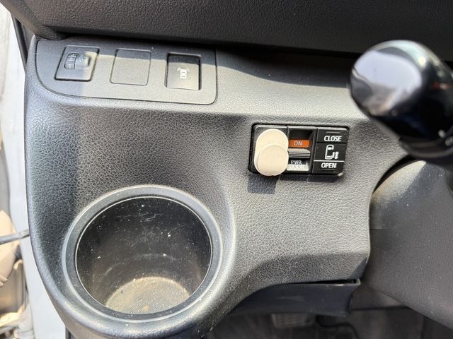 TOYOTA豐田 SIENTA  第12張相片