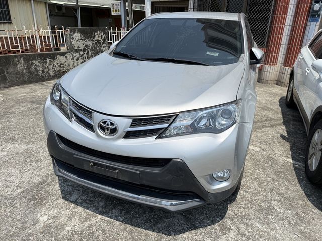 TOYOTA豐田 RAV4  第1張相片