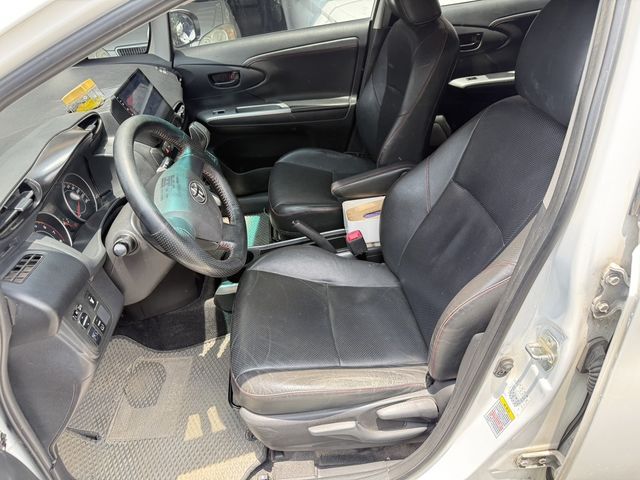 TOYOTA豐田 WISH  第6張相片