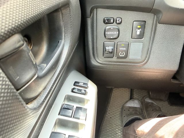 TOYOTA豐田 WISH  第11張相片