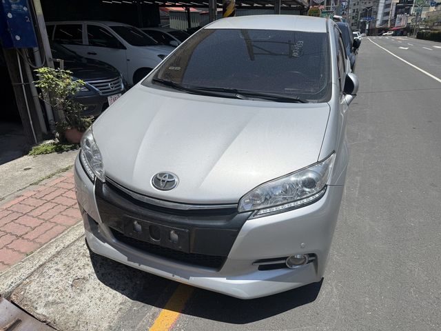 TOYOTA豐田 WISH  第1張相片