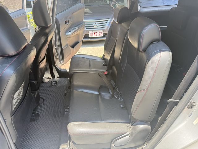 TOYOTA豐田 WISH  第8張相片